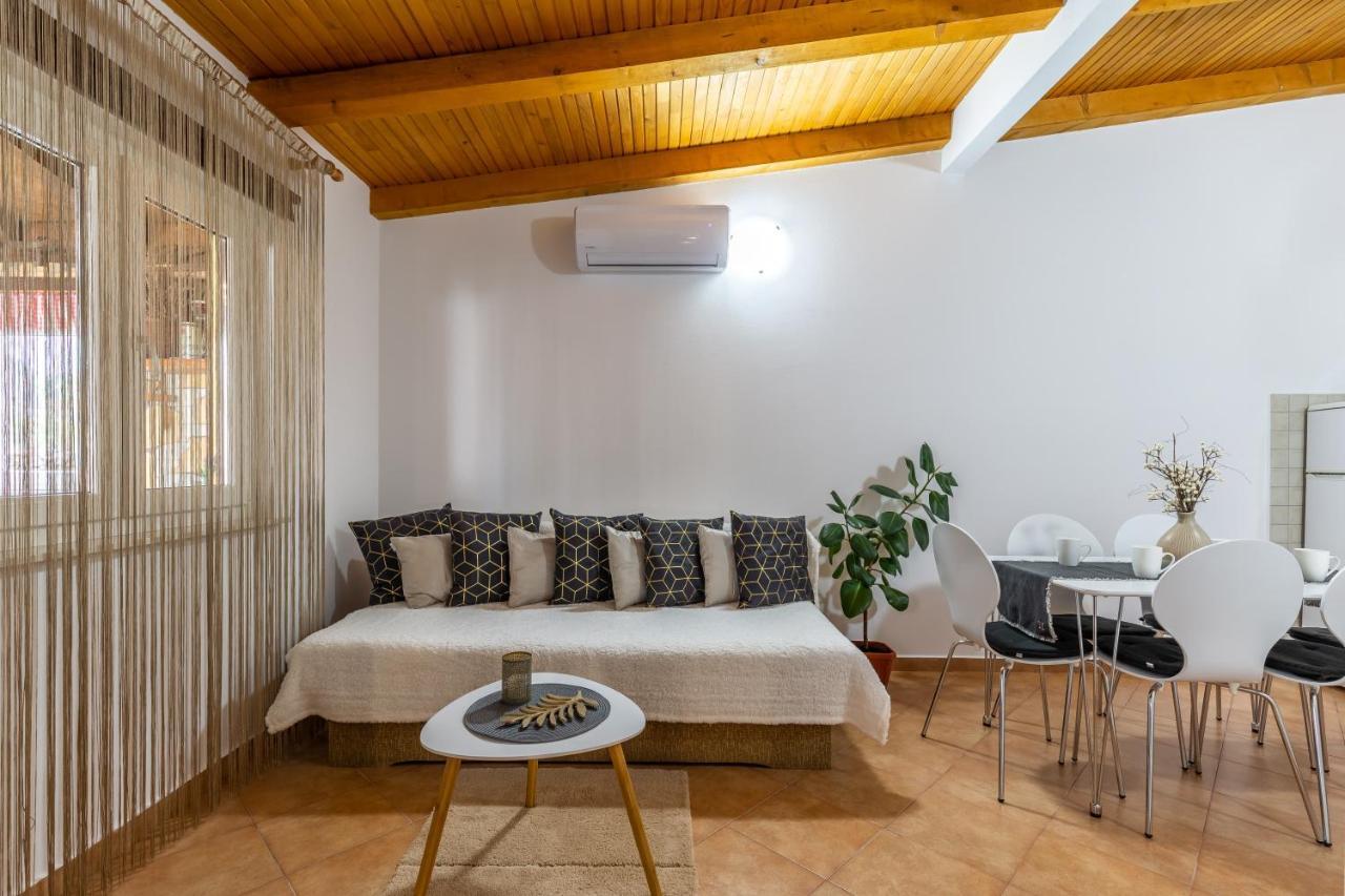 Holiday Home Bukovac Пула Экстерьер фото